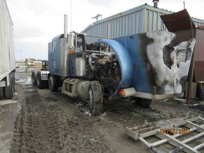Peterbilt 379 Salvage Truck