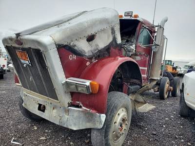 Peterbilt 379 Salvage Truck