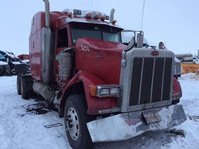 Peterbilt 379 Salvage Truck