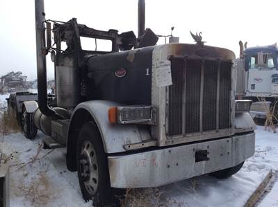 Peterbilt 379 Salvage Truck