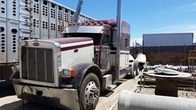 Peterbilt 379 Salvage Truck