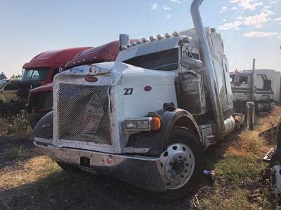 Peterbilt 379 Salvage Truck