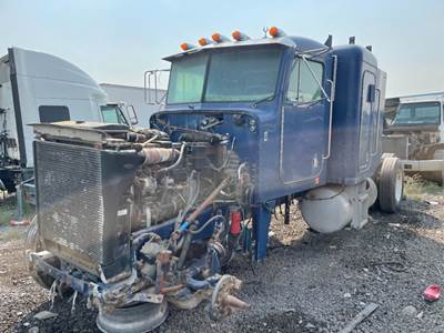 Peterbilt 379 Salvage Truck