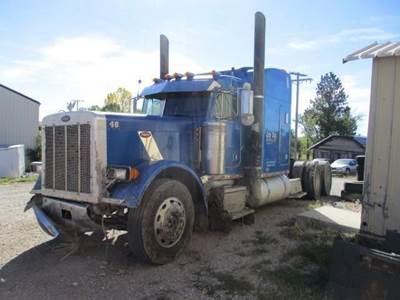 Peterbilt 379 Salvage Truck