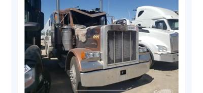 Peterbilt 379 Salvage Truck