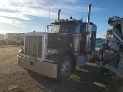 Peterbilt 379 Salvage Truck