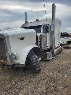 Peterbilt 379 Salvage Truck