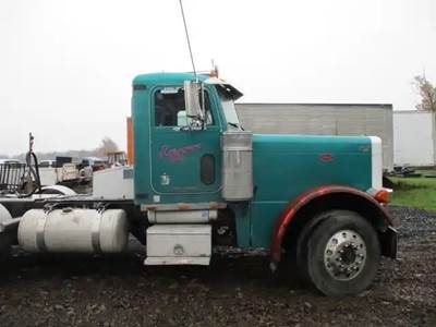 Peterbilt 379 Salvage Truck