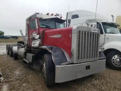 Peterbilt 379 Salvage Truck