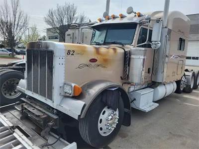 Peterbilt 379 Salvage Truck