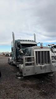 Peterbilt 379 Salvage Truck