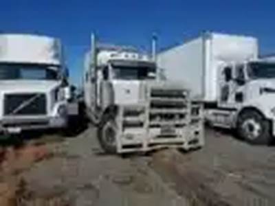 Peterbilt 379 Salvage Truck