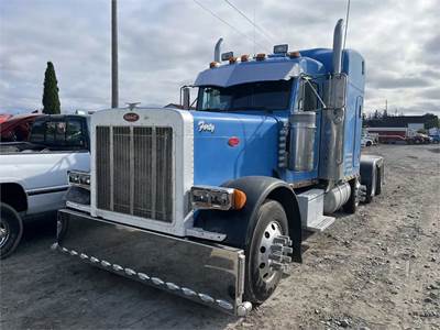 Peterbilt 379 Salvage Truck