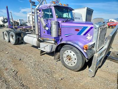 Peterbilt 379 Salvage Truck