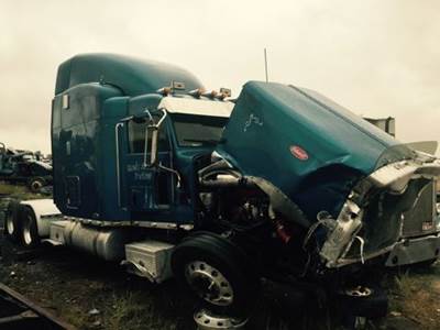 Peterbilt 379EXHD Salvage Truck