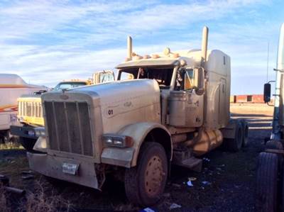 Peterbilt 379EXHD Salvage Truck