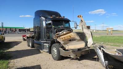 Peterbilt 386 Salvage Truck