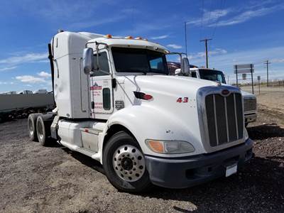 Peterbilt 386 Salvage Truck