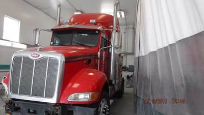 Peterbilt 386 Salvage Truck