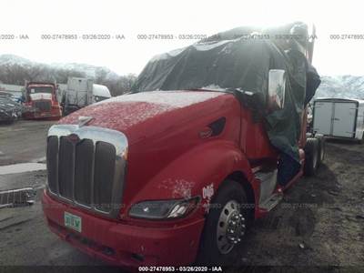 Peterbilt 387 Salvage Truck