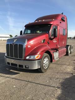 Peterbilt 387 Salvage Truck