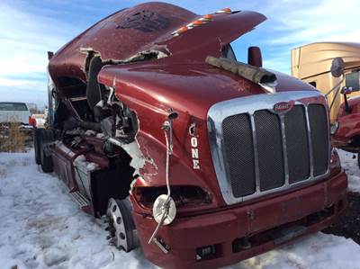 Peterbilt 387 Salvage Truck