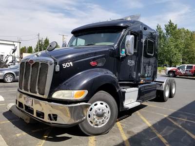Peterbilt 387 Salvage Truck