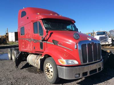 Peterbilt 387 Salvage Truck