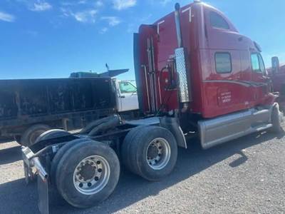 Peterbilt 387 Salvage Truck