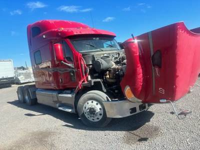 Peterbilt 387 Salvage Truck