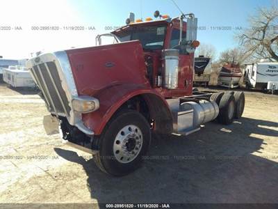 Peterbilt 388 Salvage Truck