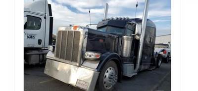 Peterbilt 389 Salvage Truck