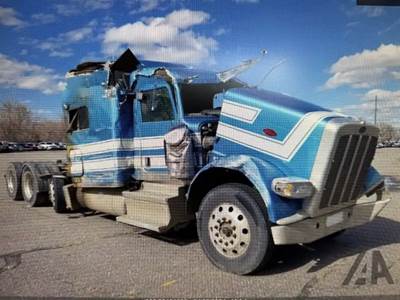 Peterbilt 389 Salvage Truck