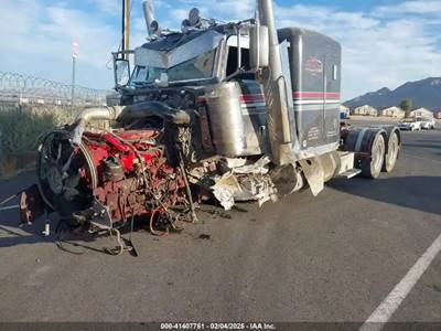 Peterbilt 389 Salvage Truck