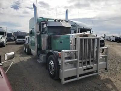 Peterbilt 389 Salvage Truck