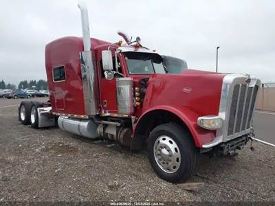Peterbilt 389 Salvage Truck