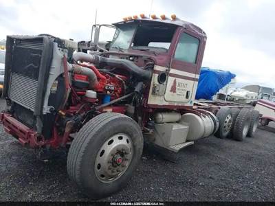 Peterbilt 389 Salvage Truck