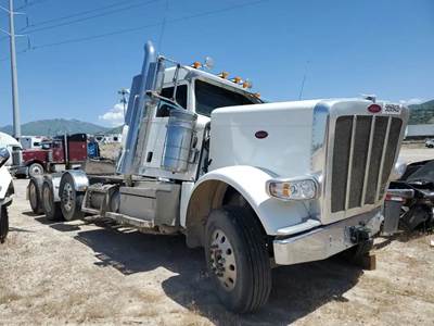 Peterbilt 389 Salvage Truck