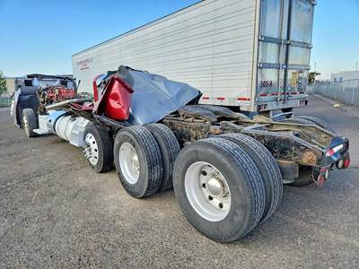 Peterbilt 389 Salvage Truck