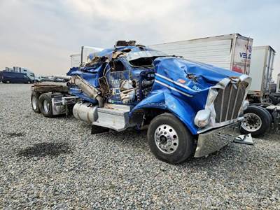 Peterbilt 389 Salvage Truck