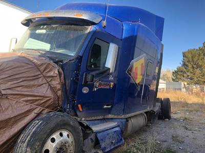 Peterbilt 579 Salvage Truck