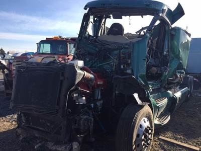 Peterbilt 579 Salvage Truck