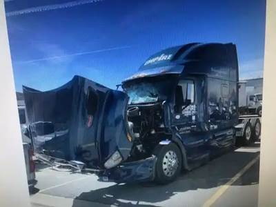 Peterbilt 579 Salvage Truck