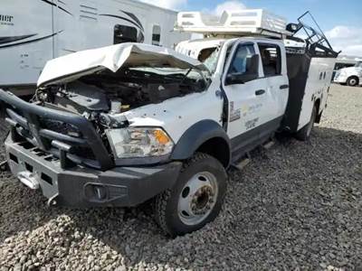 Dodge 5500 Chassis Salvage Truck