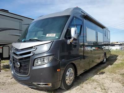 Roadmaster RR4R A/E-Series Stacked Rail Salvage Truck