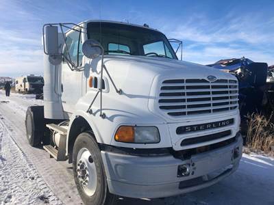 Sterling A9500 Salvage Truck