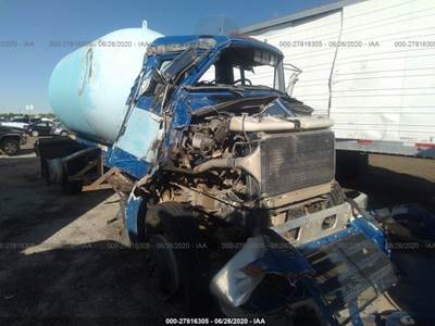 Sterling L7500 Salvage Truck