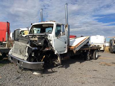 Sterling L9500 Salvage Truck