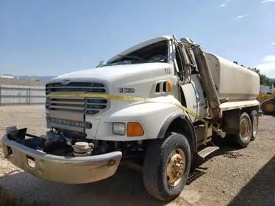 Sterling L9500 Salvage Truck