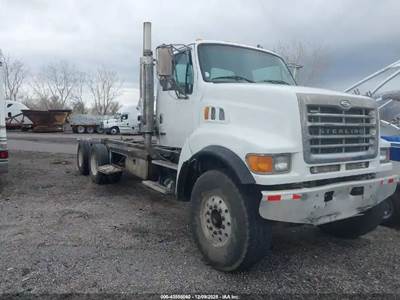 Sterling L9500 Salvage Truck